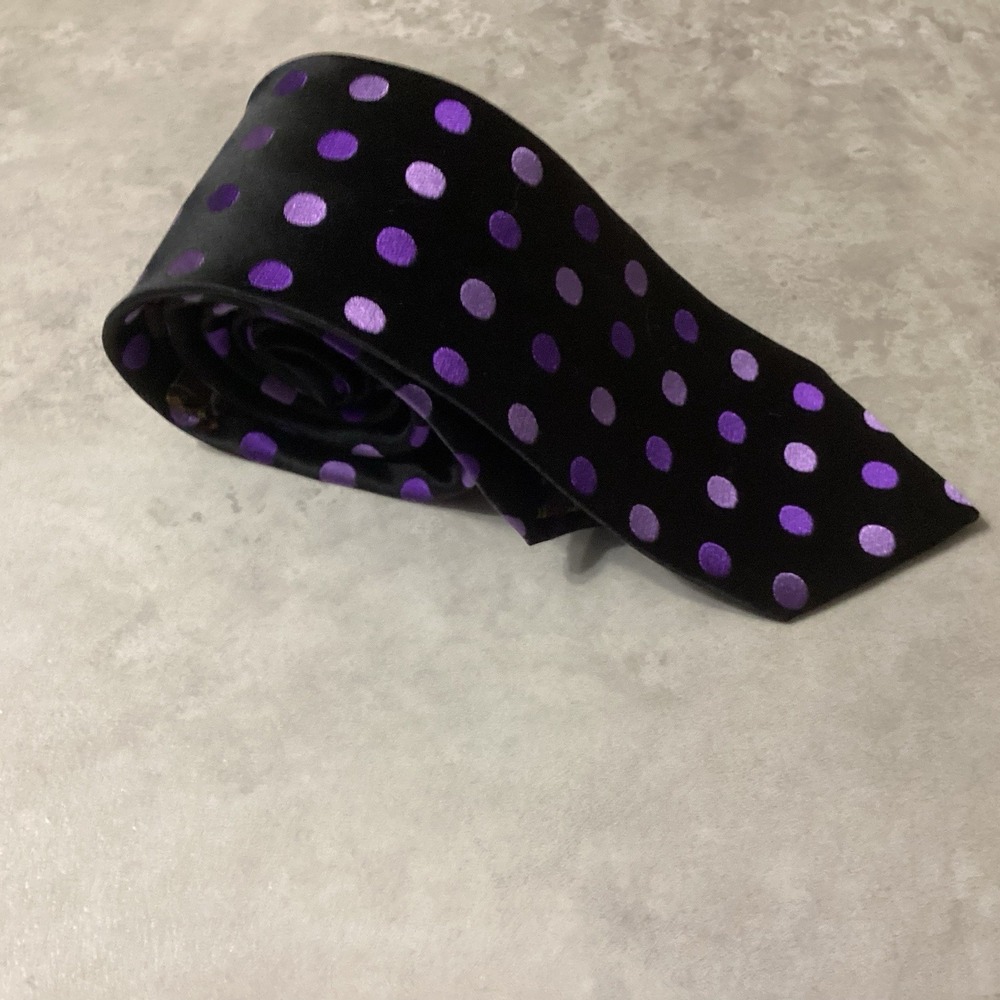 BCBG Attitude Men's Necktie 100% Silk Polka Dots Purple 58.5" x 3"
